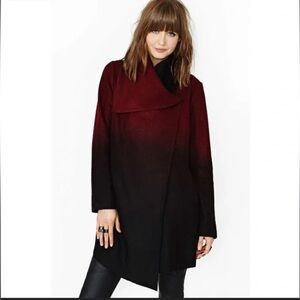 BB Dakota Ombré Crimson and Black Draped Neck Swing Coat - S